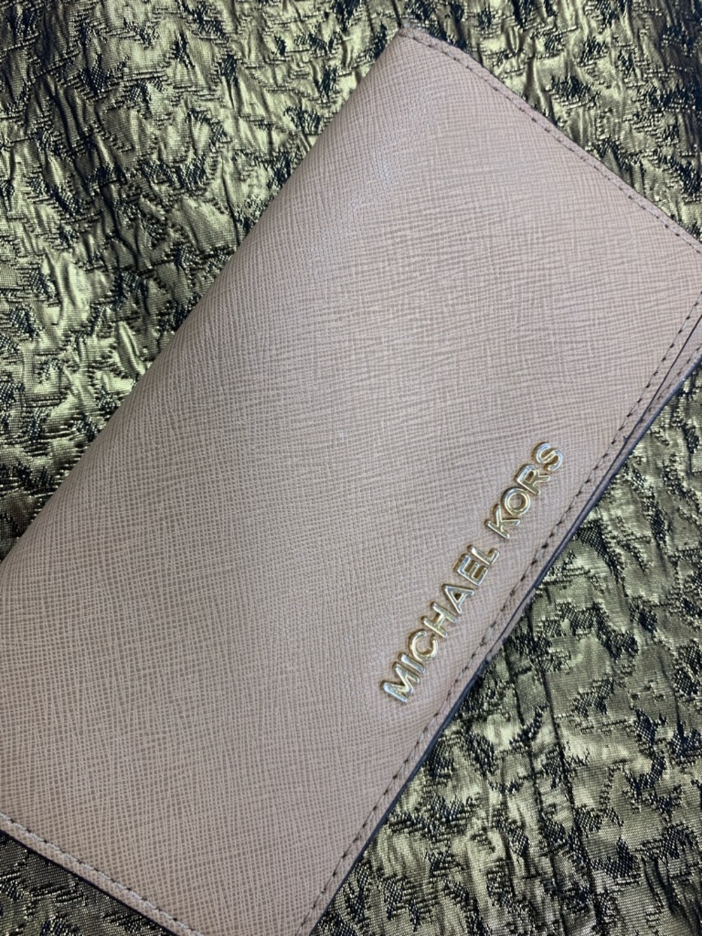 Michael Kors Pale Pink Saffiano Leather Continental Wallet